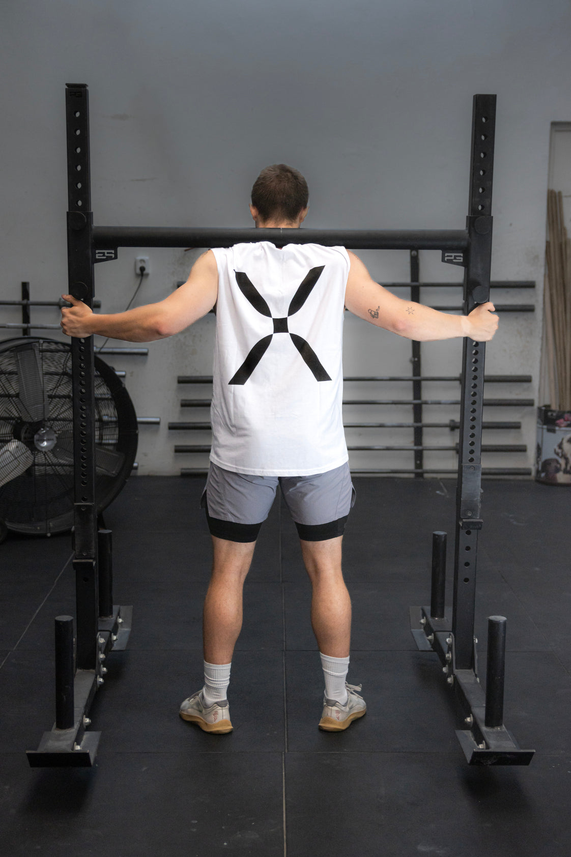 Crossover Gun Show Tank