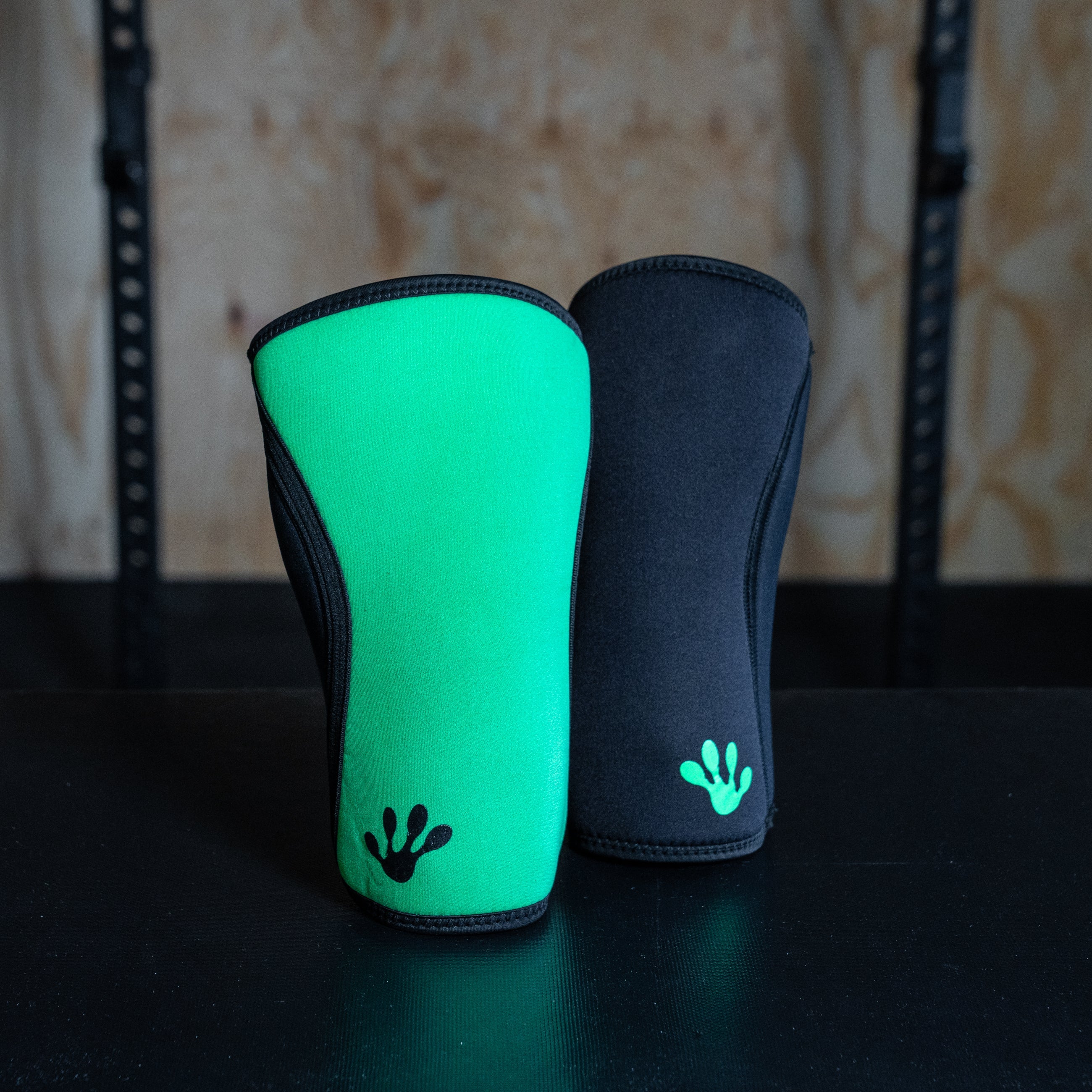 Frog Grips Reversible Knee Sleeves