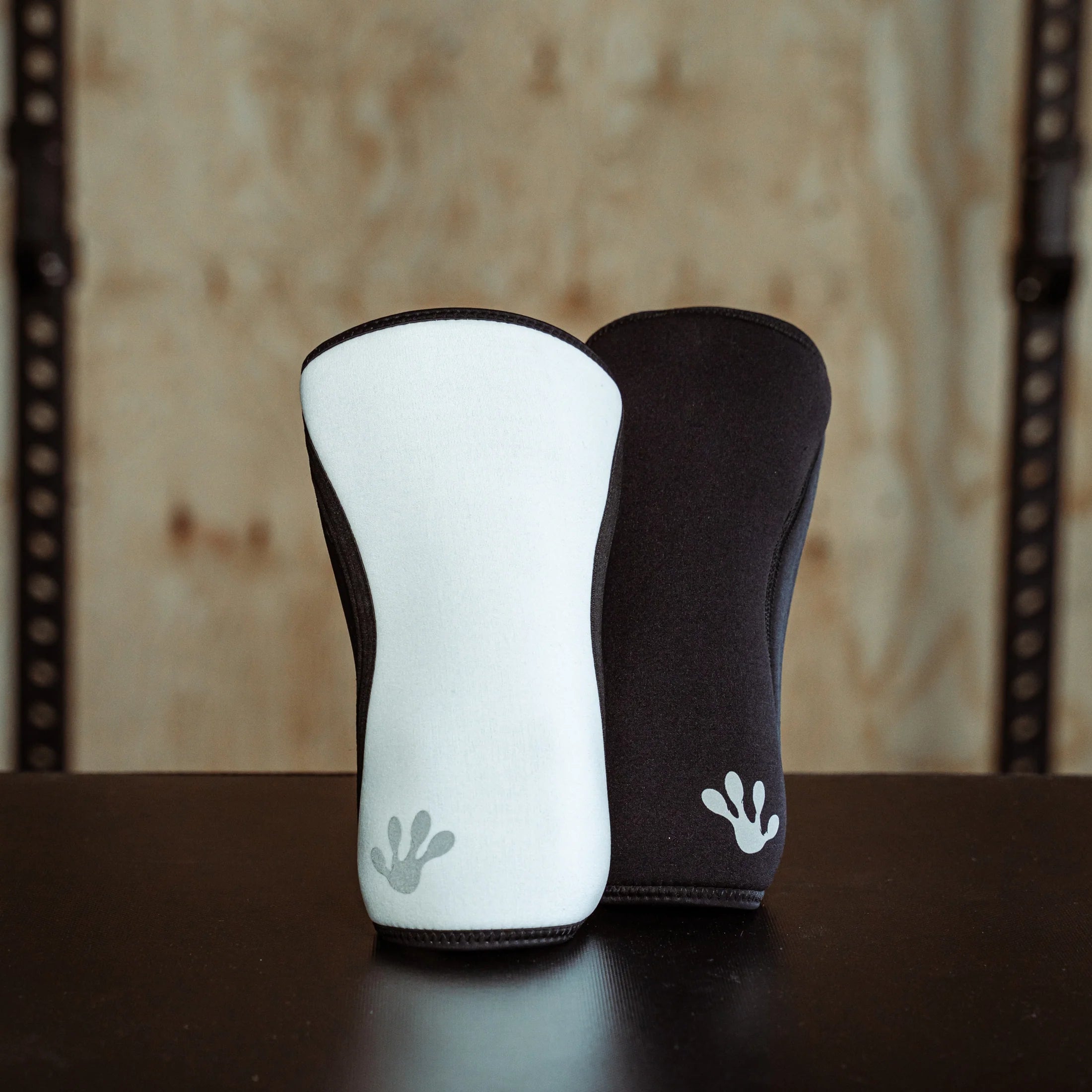 Frog Grips Reversible Knee Sleeves